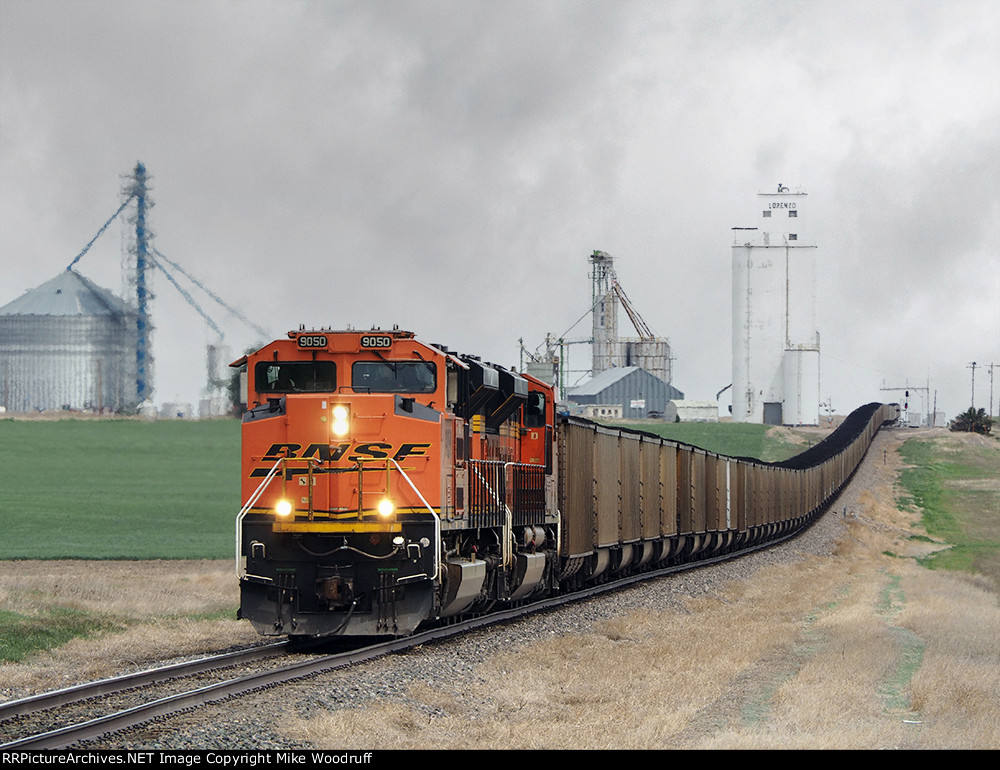 BNSF 9050
